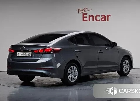 Купил Hyundai Elantra из Кореи и пожалел через полгода: какие неприятности может подкинуть корейский седан