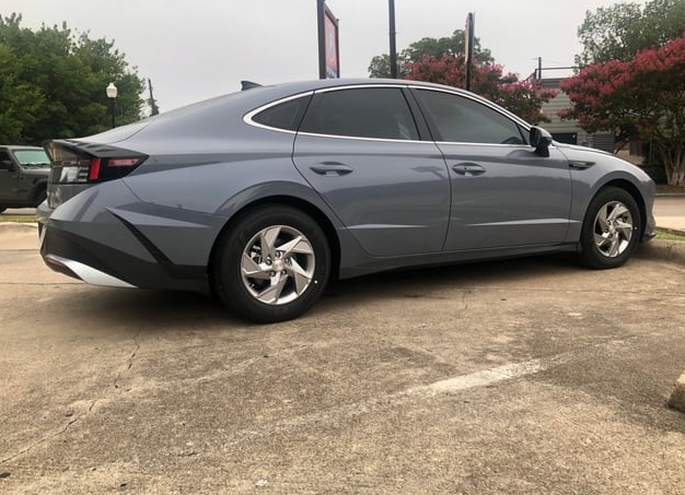 Hyundai Elantra: Космический корабль по цене «Соляриса». Почему скучные седаны уходят в прошлое?