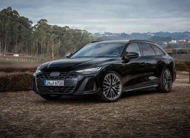 В Россию привезли хэтчбеки и универсалы Hyundai i30. Сколько стоит Hyundai i30?</p>
<p>И какие агрегаты на него устанавливают?