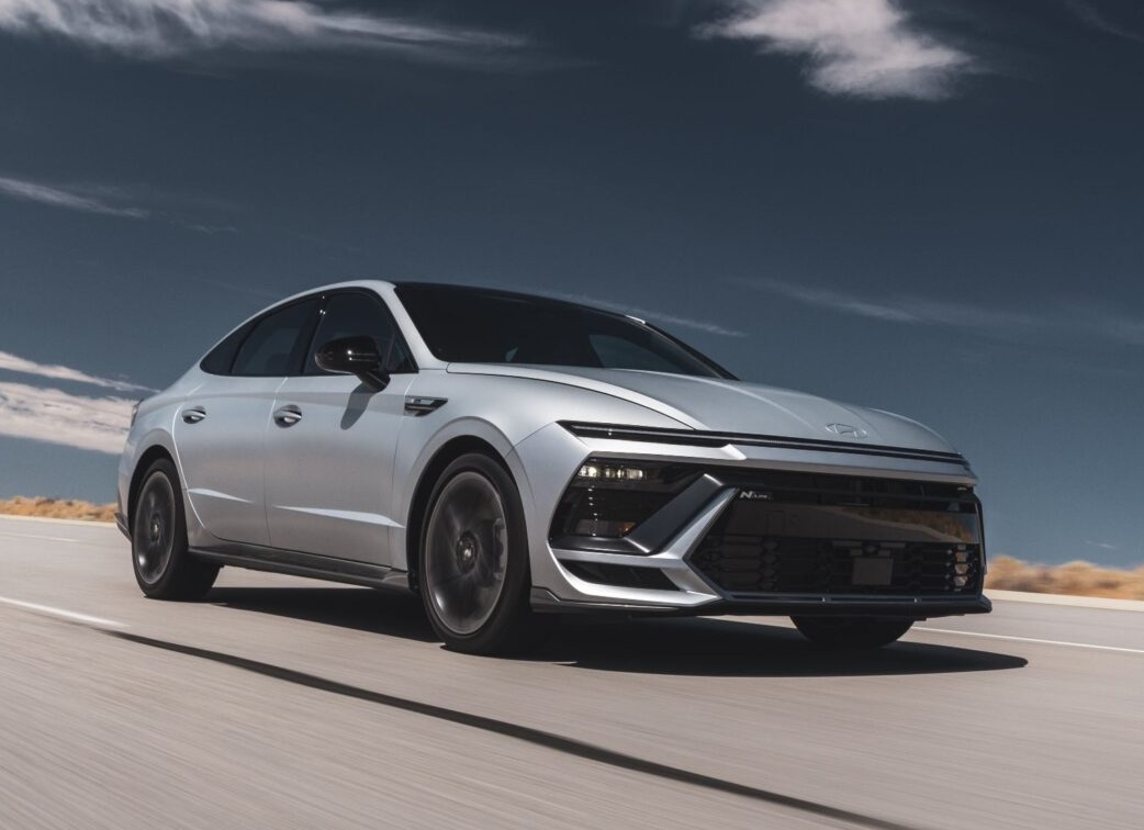 Новинка от Hyundai – Sonata 2024: элегантность, отличная комплектация и мощные двигатели по доступной цене